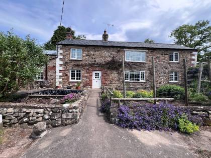 Glendale Close House, Knock